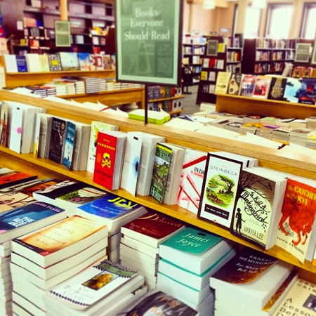 B&N bookstore table