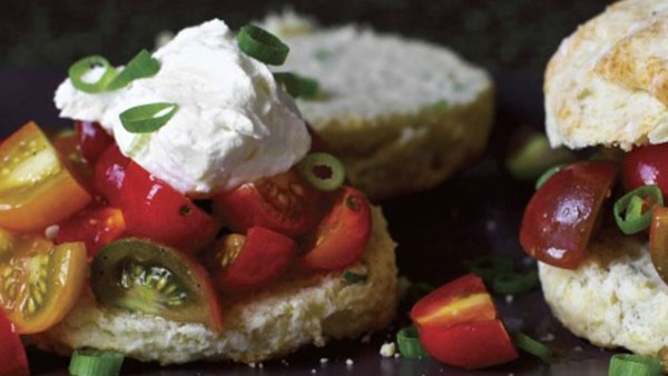 Read 5 Great Cookbooks that Began as Blogs