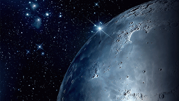 Read Guest Post: Six-and-a-Half Books That Inspired Ian McDonald’s Luna: New Moon
