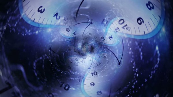 Read 10 Things You Should Never Do While Time Traveling