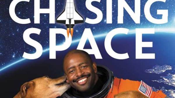 Read 6 Books for Astronaut Fans